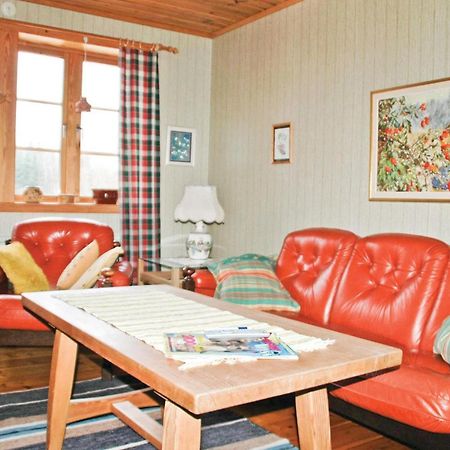 Cozy Home In Uddevalla With Wifi Häljebol Exteriér fotografie